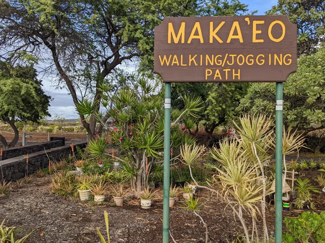 Maka'eo Walking Path