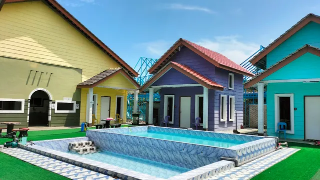 NS Rainbow Cottage Pool Pengkalan Balak