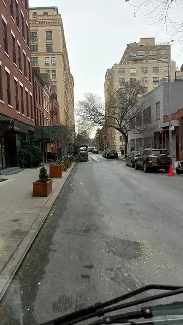 Pickwick House Condo