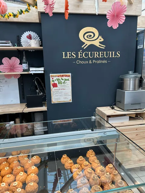 Les Écureuils