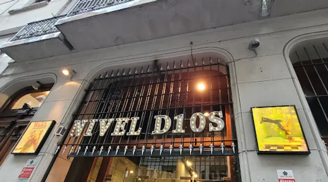 Nivel Dios - Selfie Bar