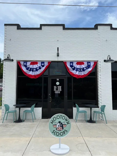 Mootown Scoops
