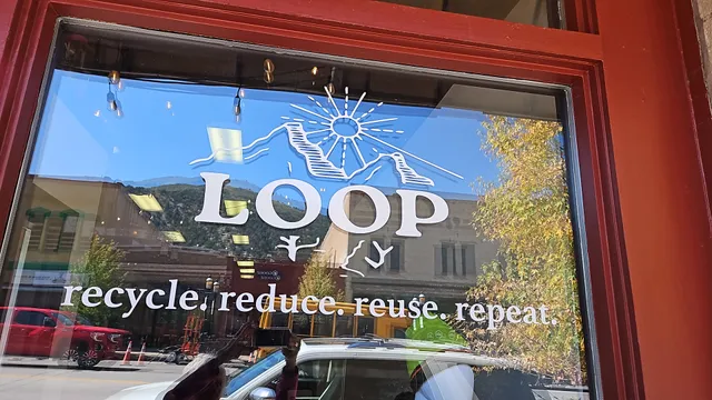 Loop Thrift & Vintage