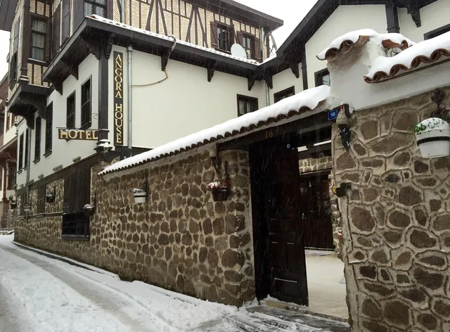 Angora House Hotel