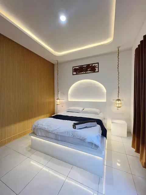 Double D Guesthouse and Villa