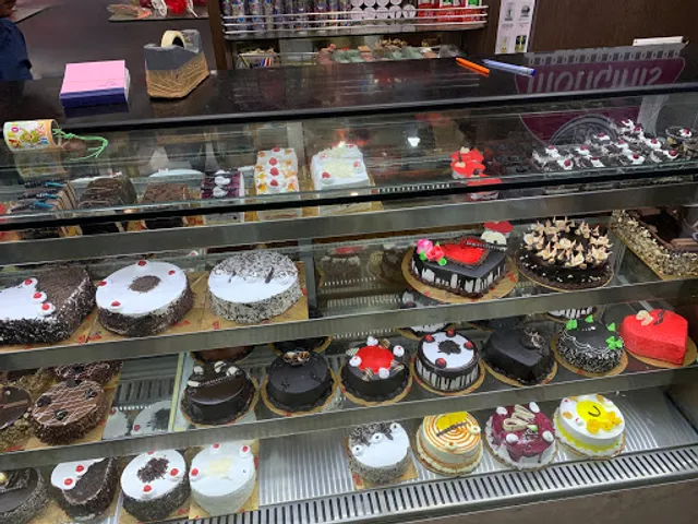 Monginis Cake Shop