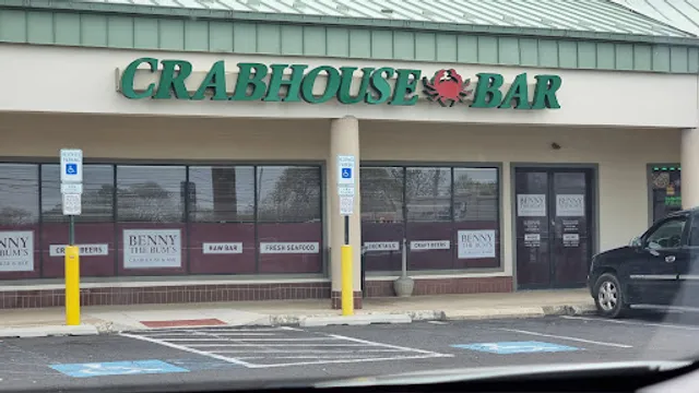 Crabhouse Bar