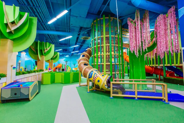 Semeynyy Park Aktivnogo Otdykha Misti Park Moscow