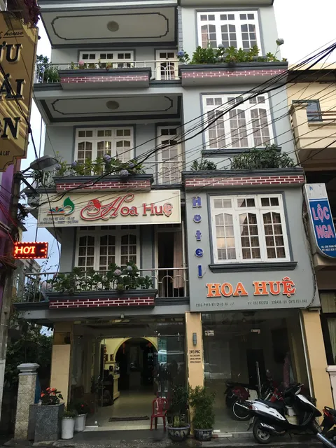 Khách Sạn Hoa Huệ