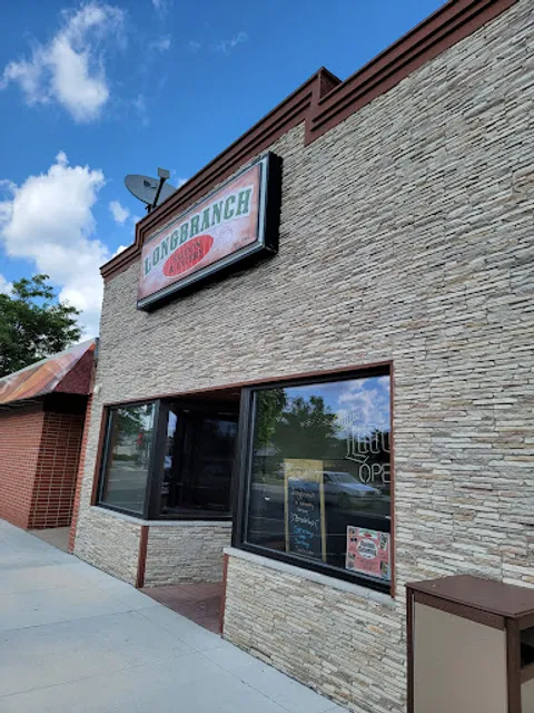Longbranch Saloon & Eatery