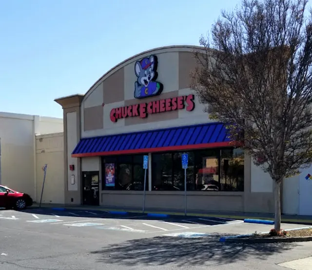 Chuck E. Cheese