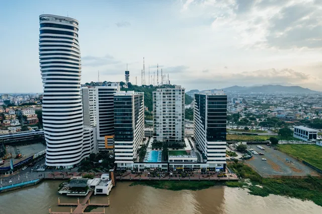 Torres Bellini III-IV