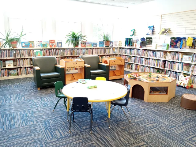 Mansfield Public Library