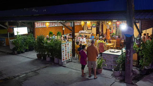 BOMBAY INDIAN RESTAURANT Koh Lipe