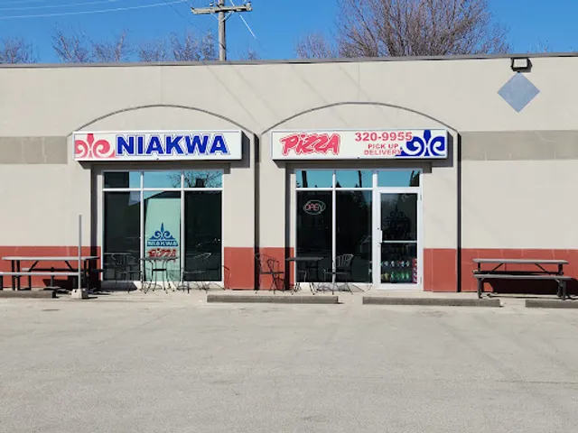 Niakwa Pizza Steinbach