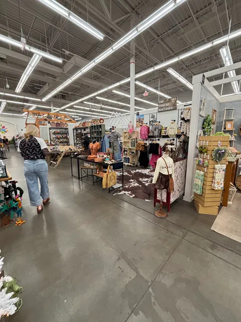 Painted Tree Boutiques - Gilbert