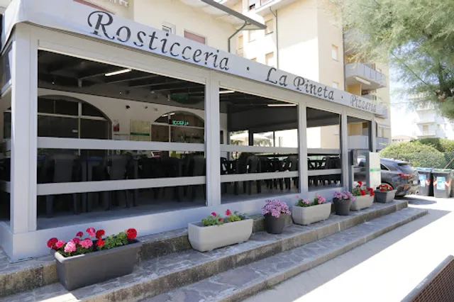 Rosticceria Pizzeria La Pineta