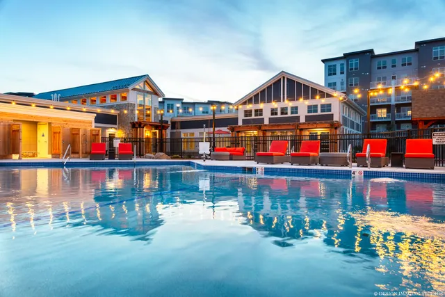 Elevation Apartments at Crown Colony