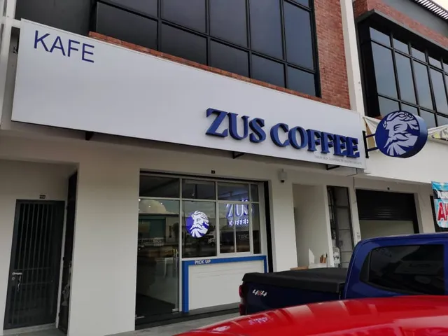ZUS Coffee - 68 Degree Avenue, Gelang Patah