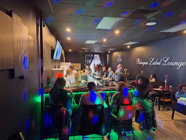 Blaque Label Lounge