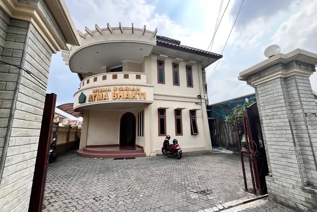 Wisma Atma Bhakti near Solo Square Mitra RedDoorz
