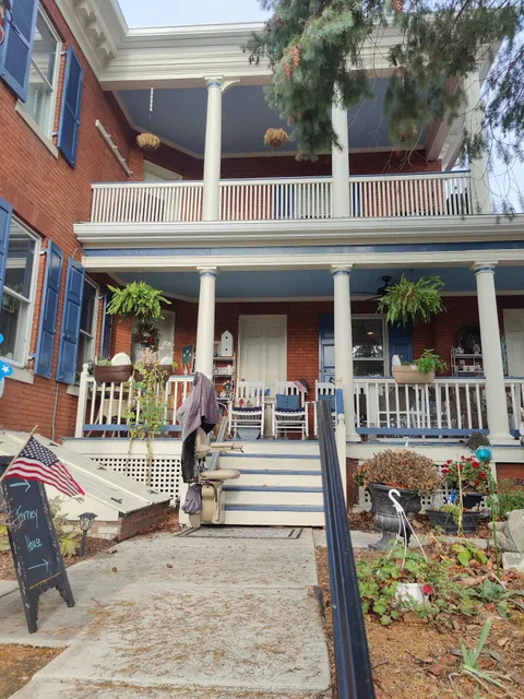 Forney House Bed & Breakfast, Tea Room and Gift Shop