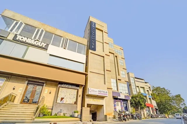 Collection O The Grand Hospitality