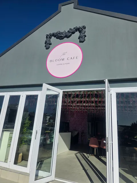 The Bloom Café