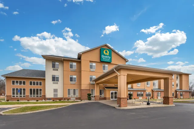 Quality Inn & Suites Rockport - Owensboro North