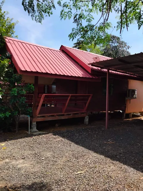 Sakchai Resort & Fishing Park