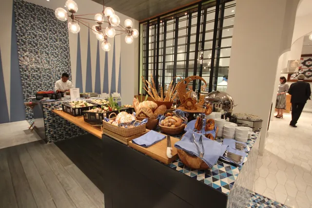 Sakalan Restaurant at Al Baleed Resort by Anantara