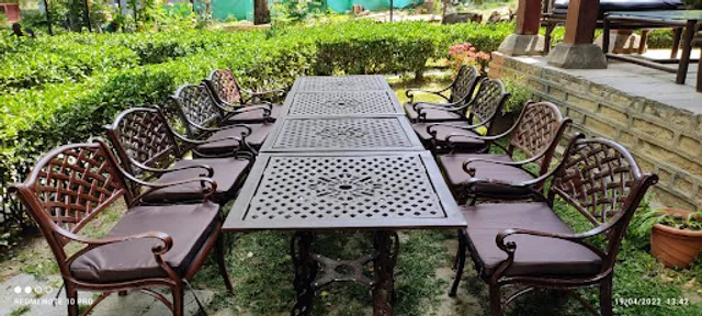 Gaur niwas family restaurant