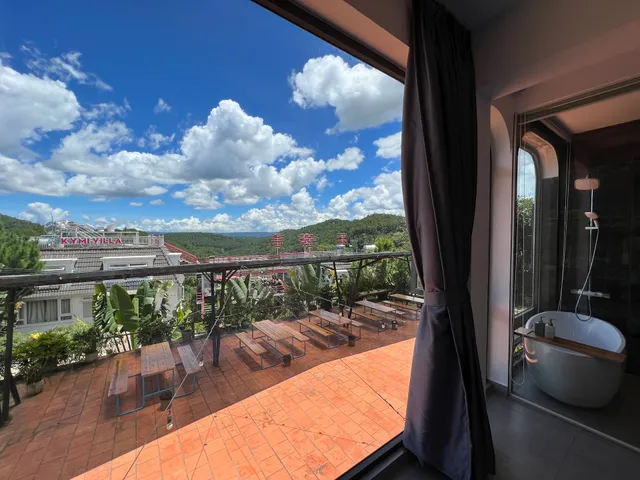 The KUPID Dalat no single