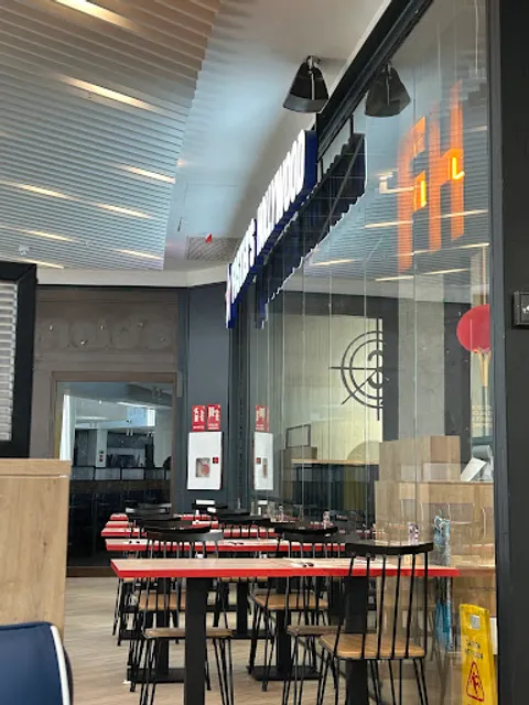 Foster's Hollywood La Salera