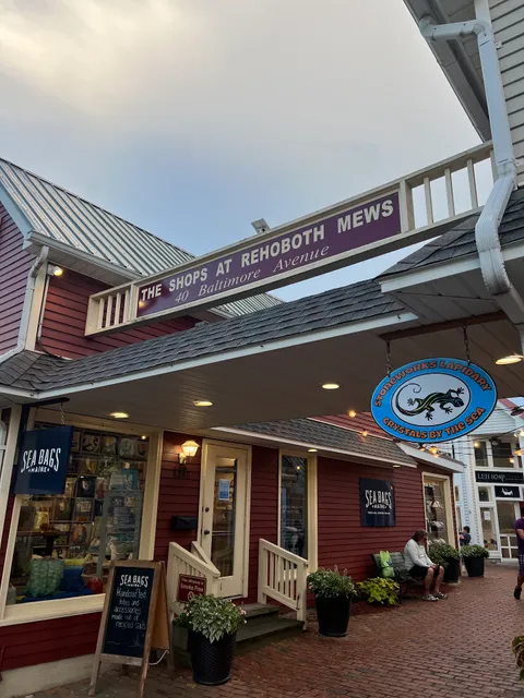 The Shops at Rehoboth Mews