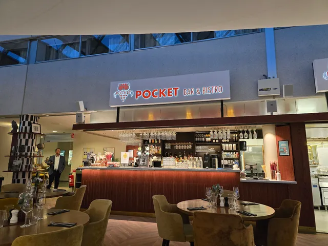 Pocket Bar & Bistro