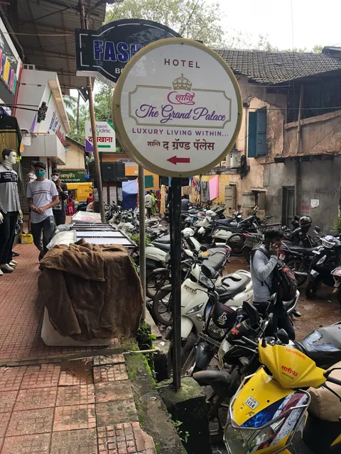 SHANTI THE GRAND PALACE