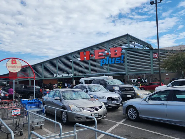 H-E-B Curbside Pickup & Grocery Delivery