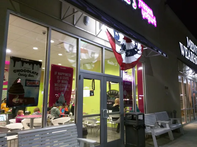 Menchie's Frozen Yogurt