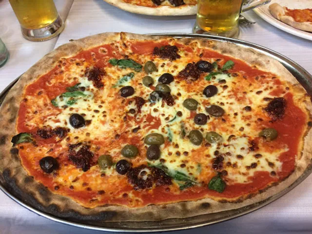 Pizzeria Da Toni, di Proto Raffaelle