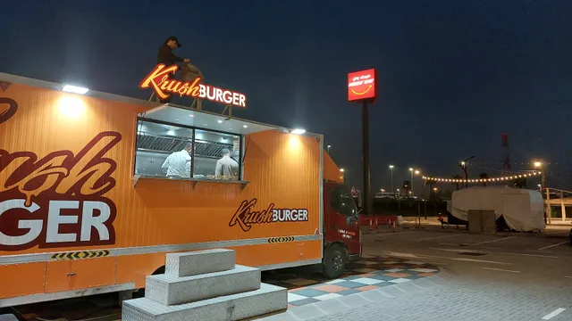 Krush burger Etihad Mall