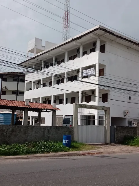 Silva Flats Residence