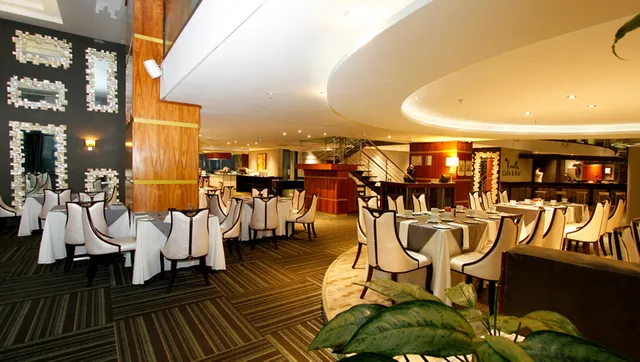 Saffron Restaurant - Coastlands Umhlanga Hotel