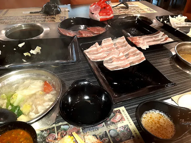 鍋仙涮涮鍋 [基隆長庚旗艦店]
