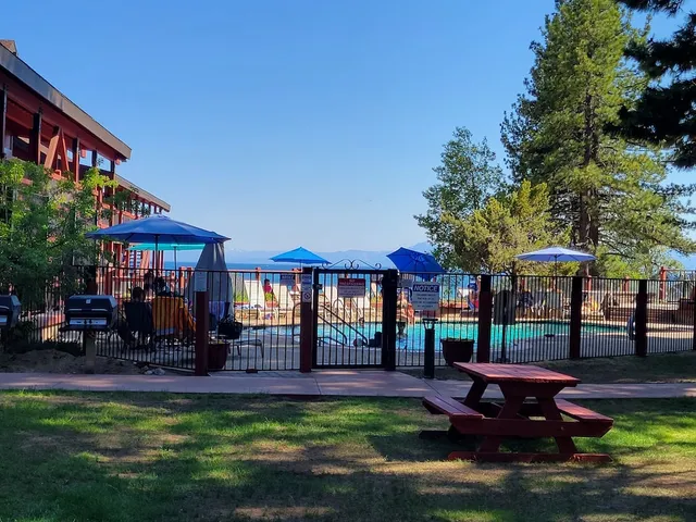 Tahoe Edgelake Beach Club