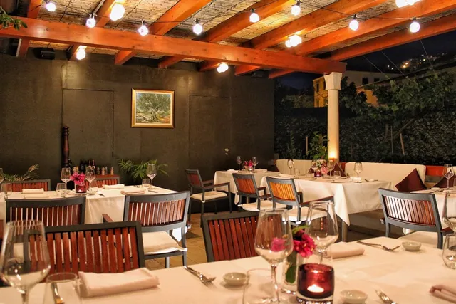 Amfora Restaurant