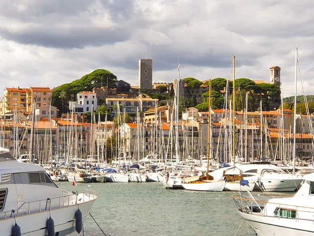 Luxotel Cannes Hotel