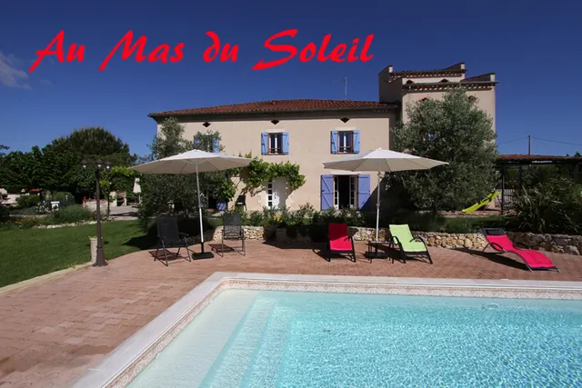AU MAS DU SOLEIL ( gîte et chambres d'hôtes)