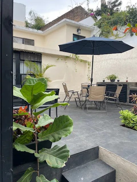 ÍNTIMO CAFÉ RESTO CUERNA