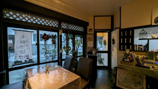 Camellia Sinensis (カメリアシネンシス)